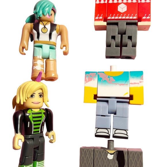 Roblox Mixed Toy Lot Bodies Faces People and Accessory Parts - Picture 4 of 5